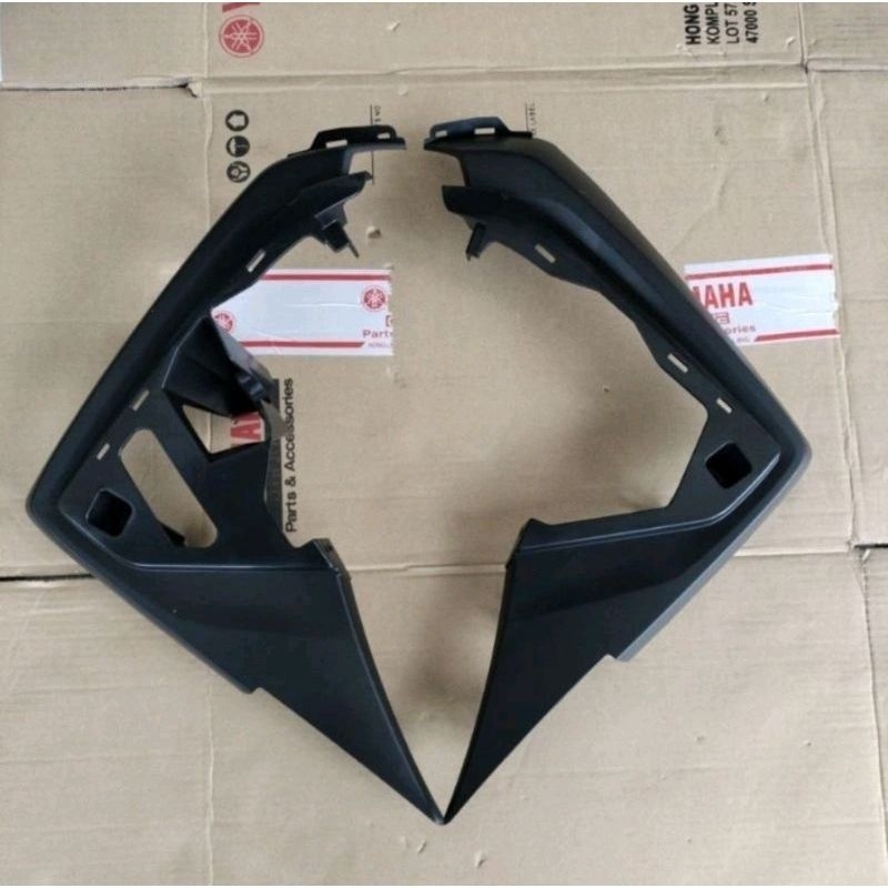 PANEL COVER DALAM SAYAP DEPAN AEROX 155 OLD LAMA ORIGINAL B65-F835U-00 / F835V-00