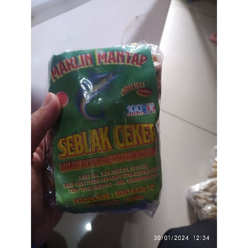 

seblak ceker rasa ikan tuhuk & rempah-rempah spesial/cemilan enak dan gurih pedas