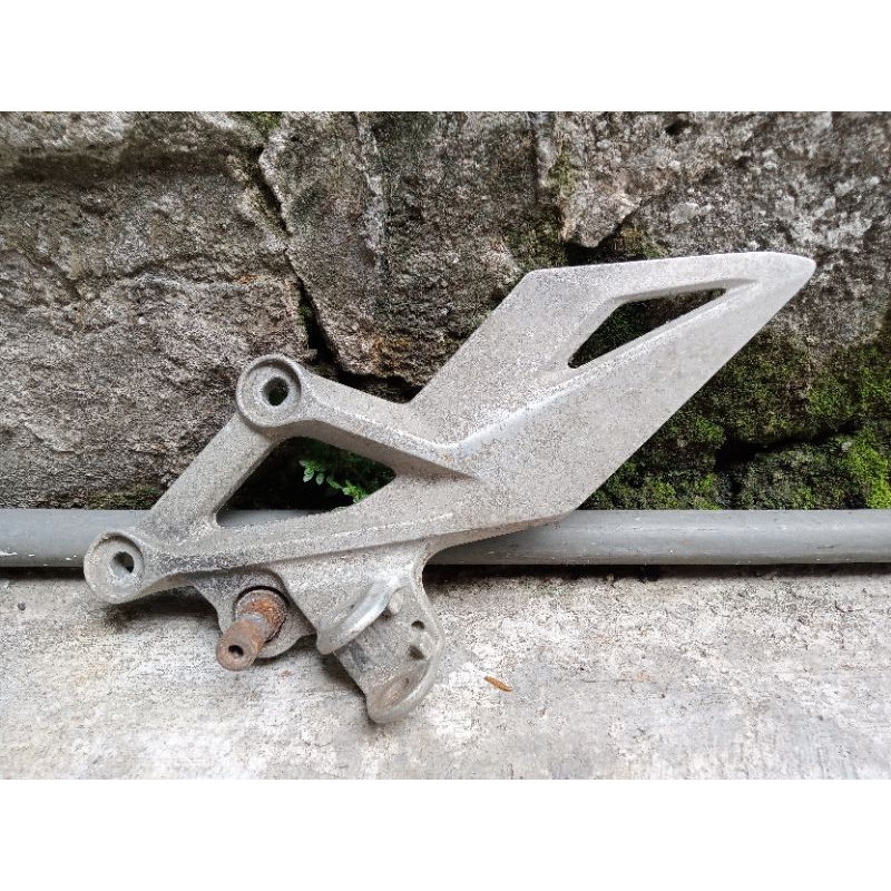 postep fostep depan kiri original Honda cbr150r facelift k45G original