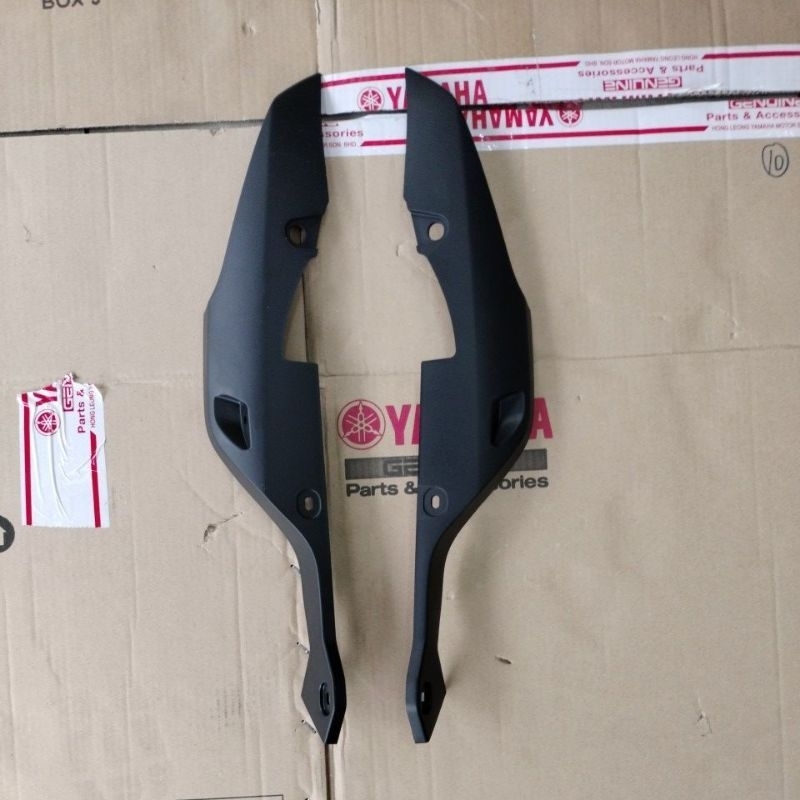 COVER SAMBUNGAN BODY BELAKANG SAMPING YAMAHA JUPITER Z1 ORIGINAL