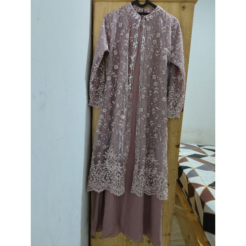 Preloved Gamis Pesta