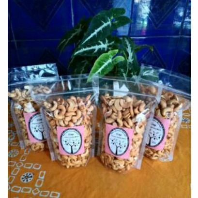 

Kacang Mede 250gr