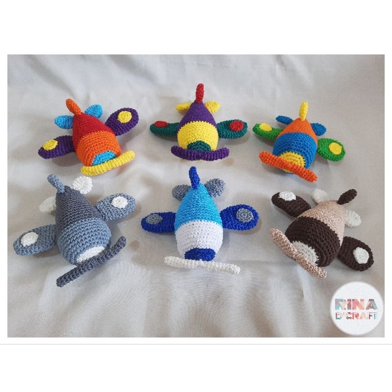 MAINAN PESAWAT - Mainan Pesawat Rajut