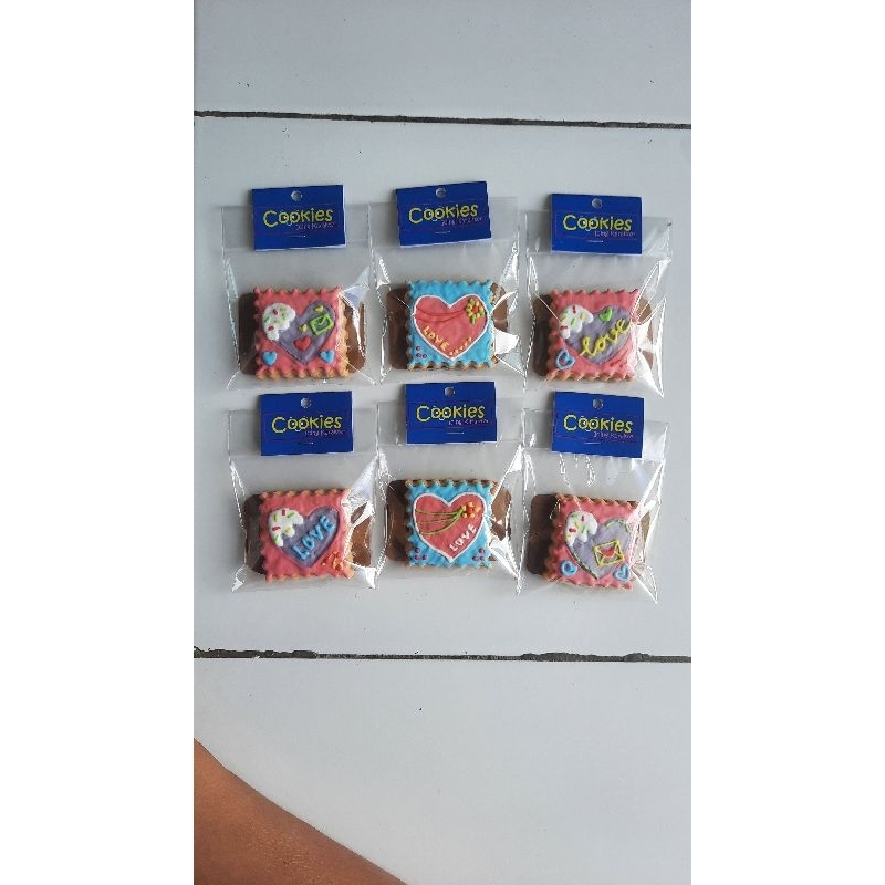 

cookies valentine / kado unik / kado valentine / cookies icing