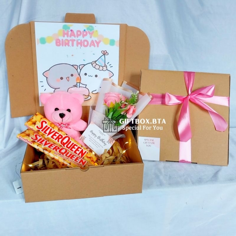 

HAMPERS COKLAT/GIFT BOX SPECIAL VALENTINE/KADO ULANG TAHUN/ANNIVERSARY