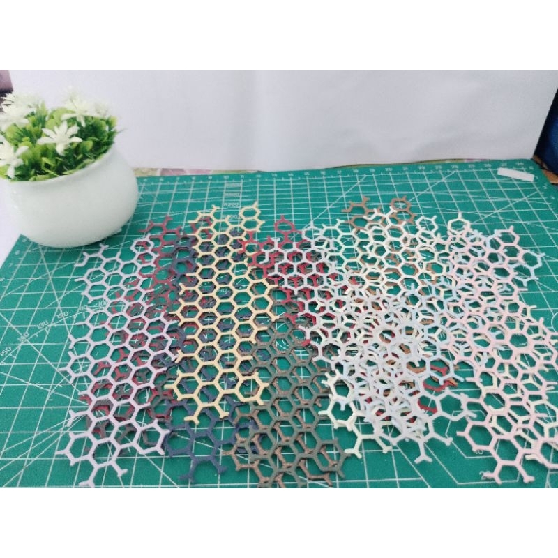 

5 Pcs Honeycomb/Scrabbook/Dies Paper/Cutting Paper