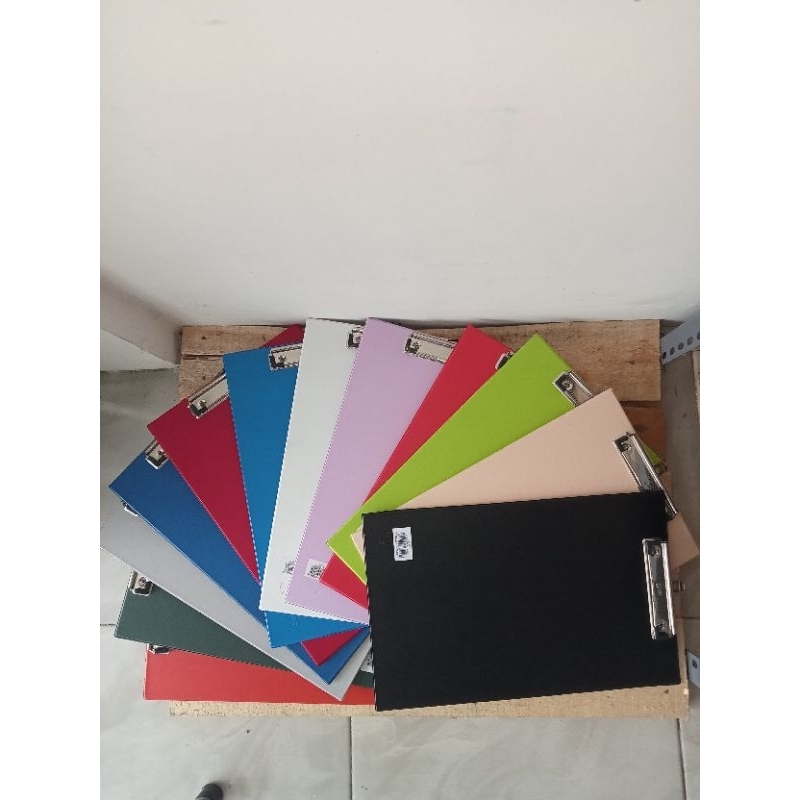 

CLIPBOARD B5 BANTEX