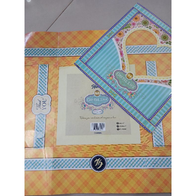 Dus Gretel Lux (Ukuran 25x25x10)