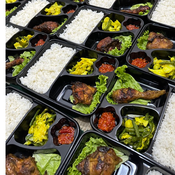 

NASI BENTO PAKET 19K // PAKET NASI BENTO MURAH // NASI CATERING MURAH // PAKET MAKAN HEMAT // LUNCH BOX JAKARTA // BENTO MURAH // SYAKIRA CATERING