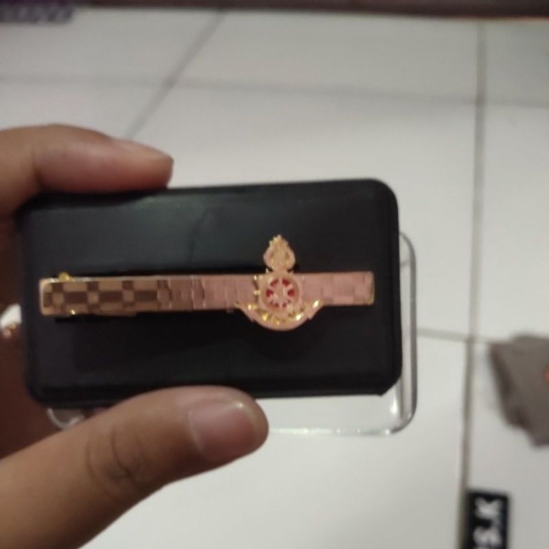 jepitan dasi reskrim,jepitan dasi lambang reskrim