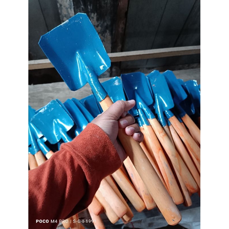 skop gagang kayu sekop pasir kecil murah skop tanaman