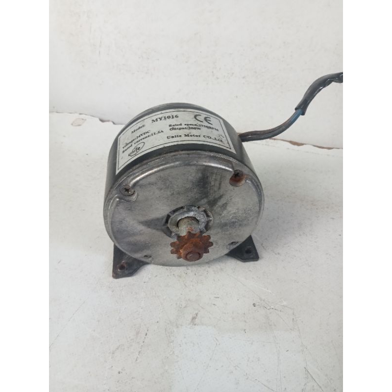 dinamo DC 24v 2750rpm 200w type  MY1016