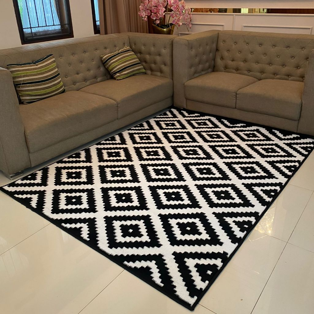 KARPET PERMADANI ALAS LANTAI AMBAL RUGS CARPET MAROC  MOTIF HITAM PUTIH MINIMALIS BUNGA BULAT GARIS 