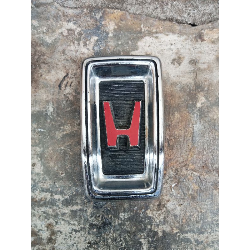 emblem grill Civic Excellent