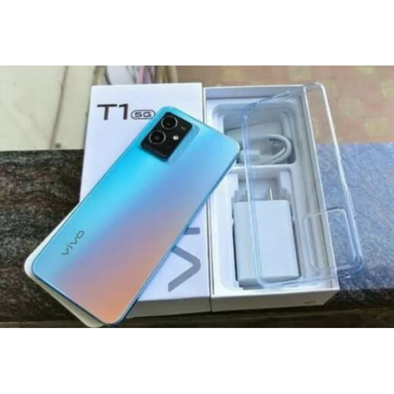 vivo T1 5g ram 8+4 gb /256 gb