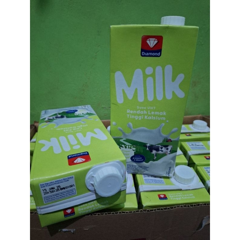 

Susu UHT Diamond Low Fat High Calcium 1 Liter