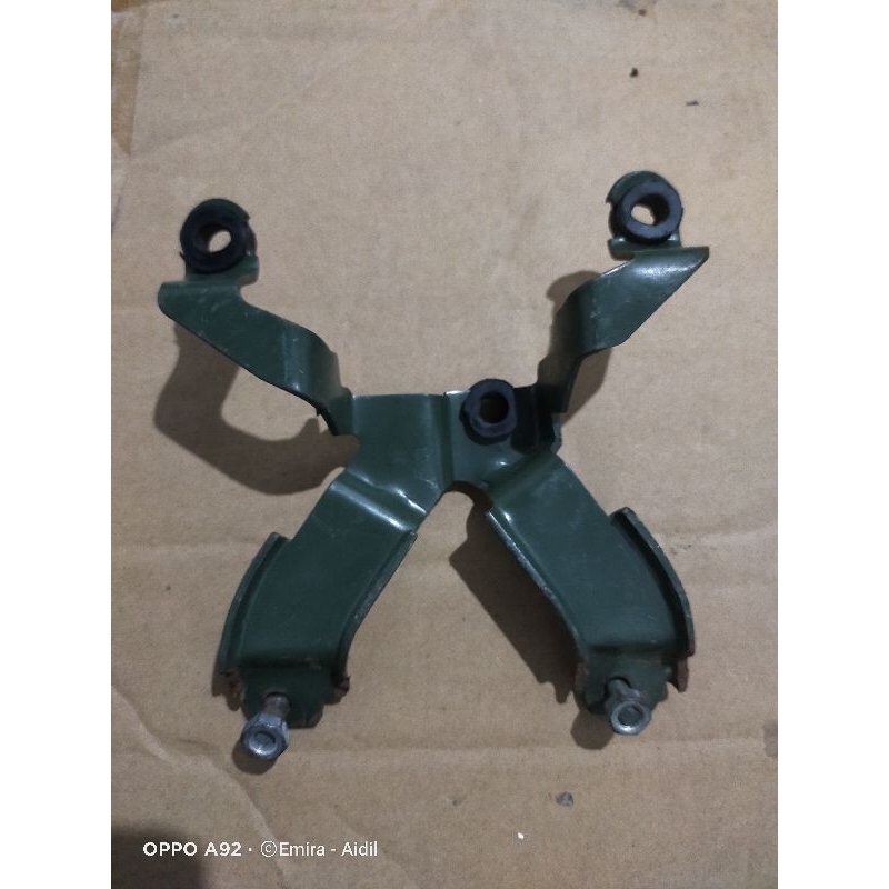 Breket dudukan spedometer Yamaha RX-King scorpio