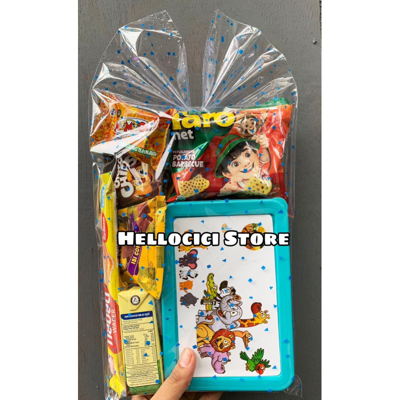 

HAMPERS BINGKISAN SNACK + LUNCH BOX KEMASAN ULANG TAHUN