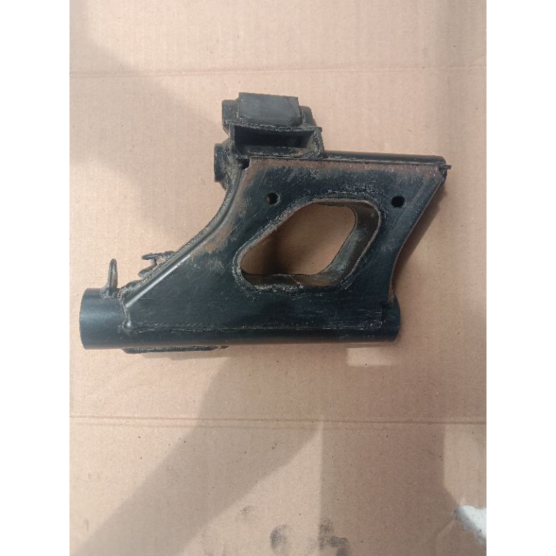 MONTING SASIS SAMBUNGAN RANGKA/AYUNAN MESIN YAMAHA MIO M3/MIO Z/FINO125 ORIGINAL SECEND