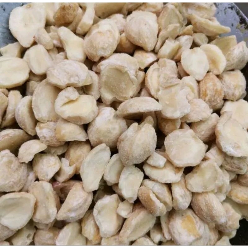 

kemiri pecah 1/2kg dan 1kg bumbu rempah