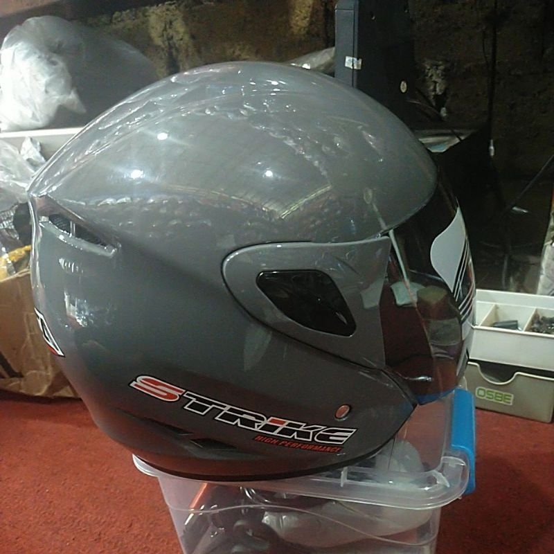 Helm Asca Strike Abu
