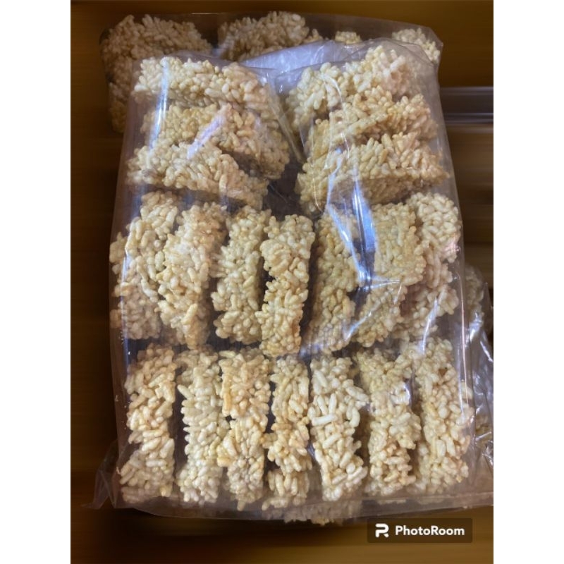 

Rangginang Terasi / Rengginang Terasi