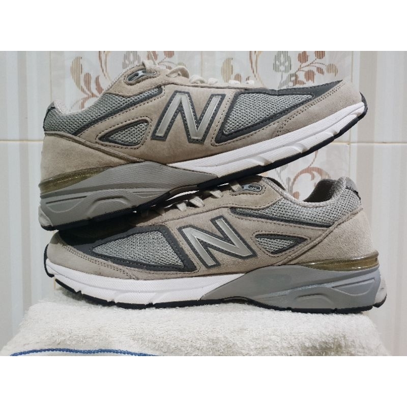 New Balance 990 V4 USA Second. Sz.44 Insole.28