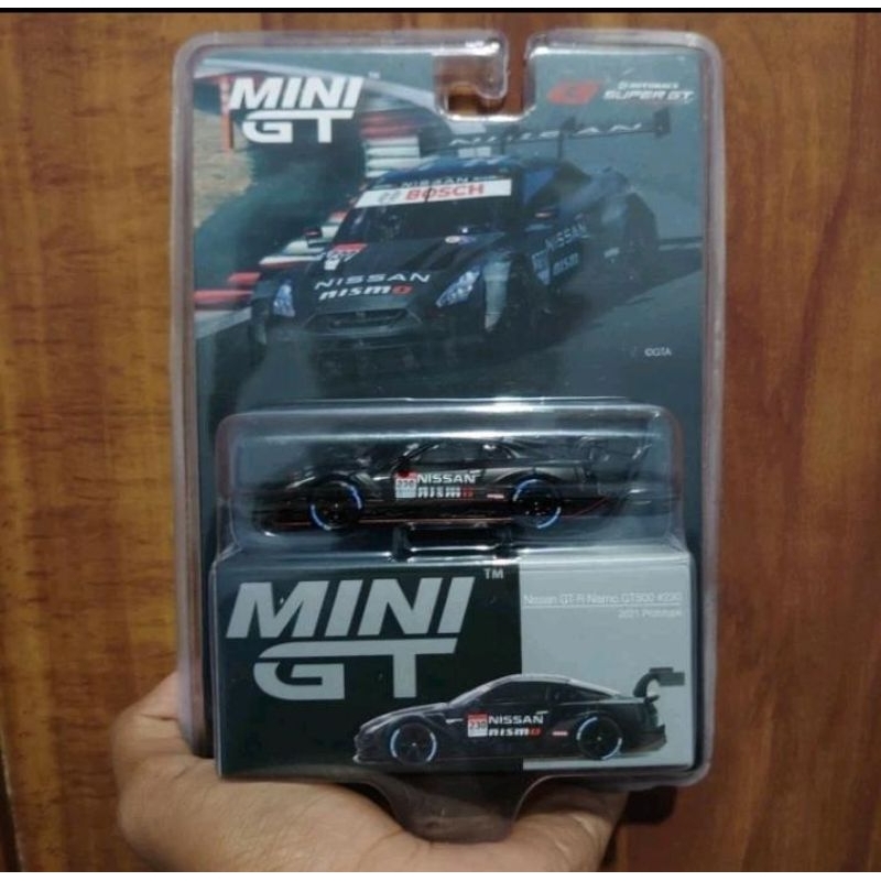 hotwheels mmini gt nissan skyline gtr r35