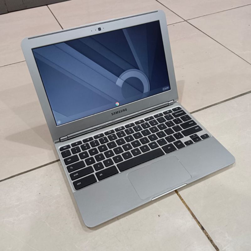 Nb Samsung Chromebook 303c, Slim, Cantik, Silver BERGARANSI.