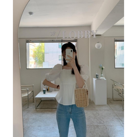 Blouse putih chic korea --- Dandelion Blouse