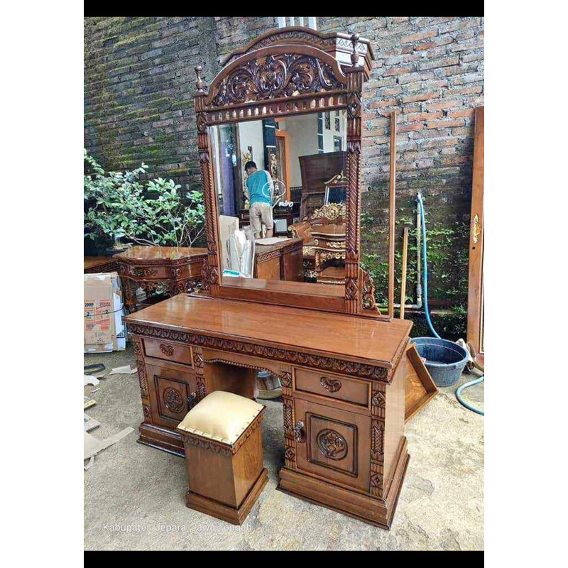 TOLET/MEJA RIAS JATI RAHWANA JEPARA