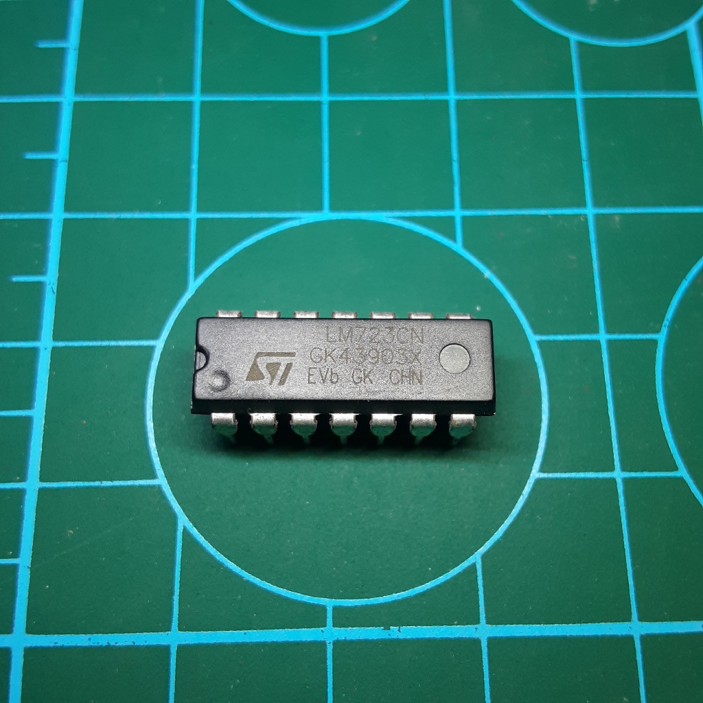 ic LM723CN LM723