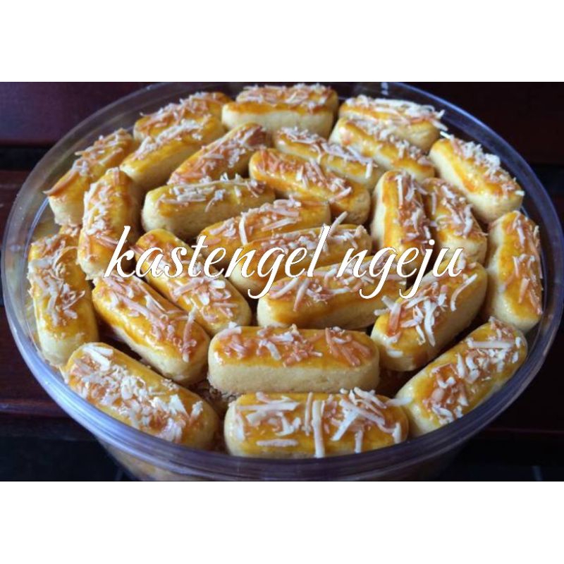 

KASTENGEL KEJU ENAK NGEPRUL BAHAN PREMIUM KUE SULTAN KASTENGEL PREMIUM KASTENGEL 250G DAN 500GR