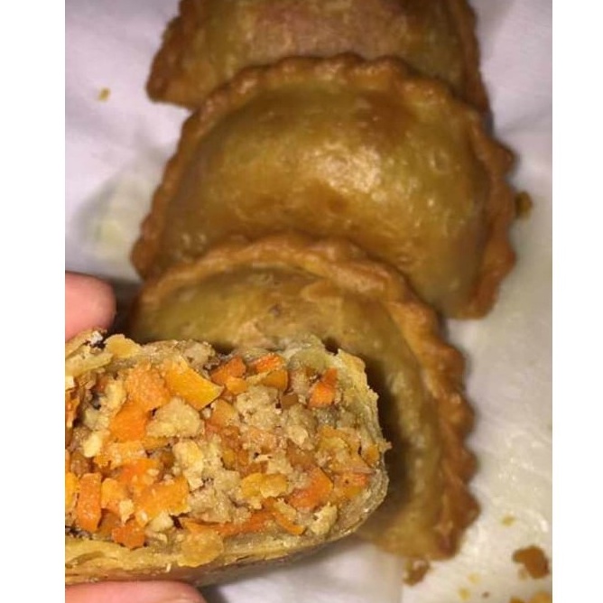 

PASTEL DAGING PREMIUM isi 1 ukuran besar By roticoklatku