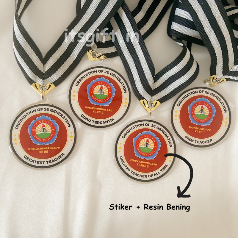 Medali Custom Akrilik Resin / Medali wisuda / Medali Kelulusan