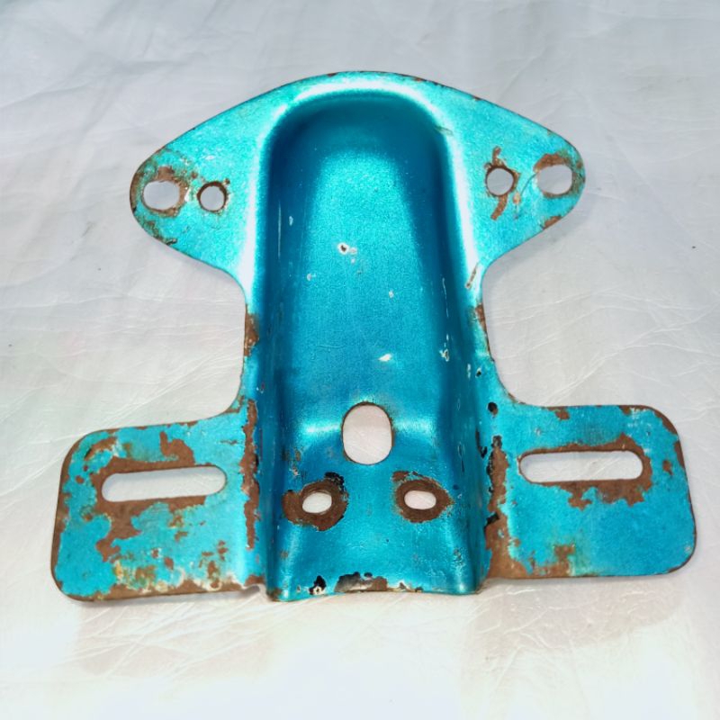 breket braket pangkon dudukan lampu stoplamp belakang Honda Astra S90 S90z 69