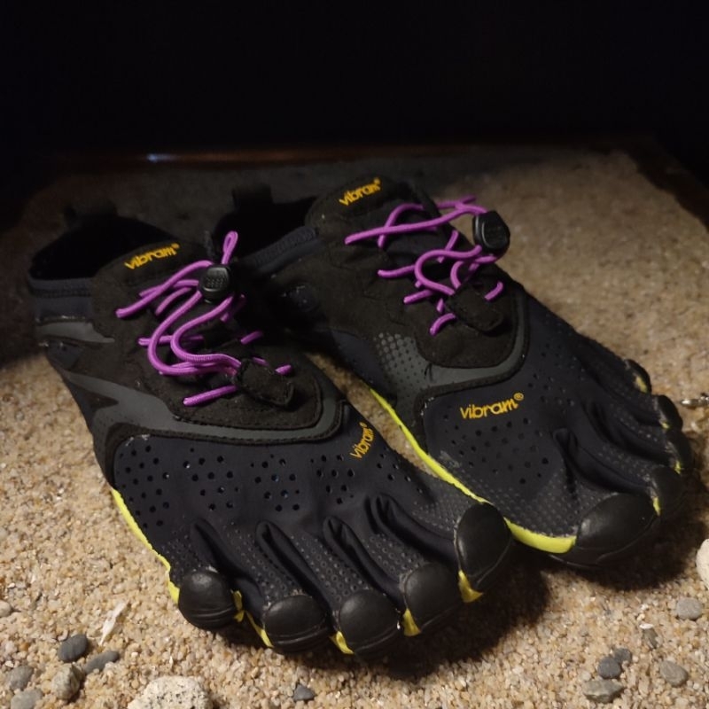 FIVE FINGER by VIBRAM