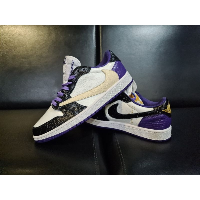 Sepatu Nike AJ1/Air Jordan 1 Low court purple white travis scott size  42