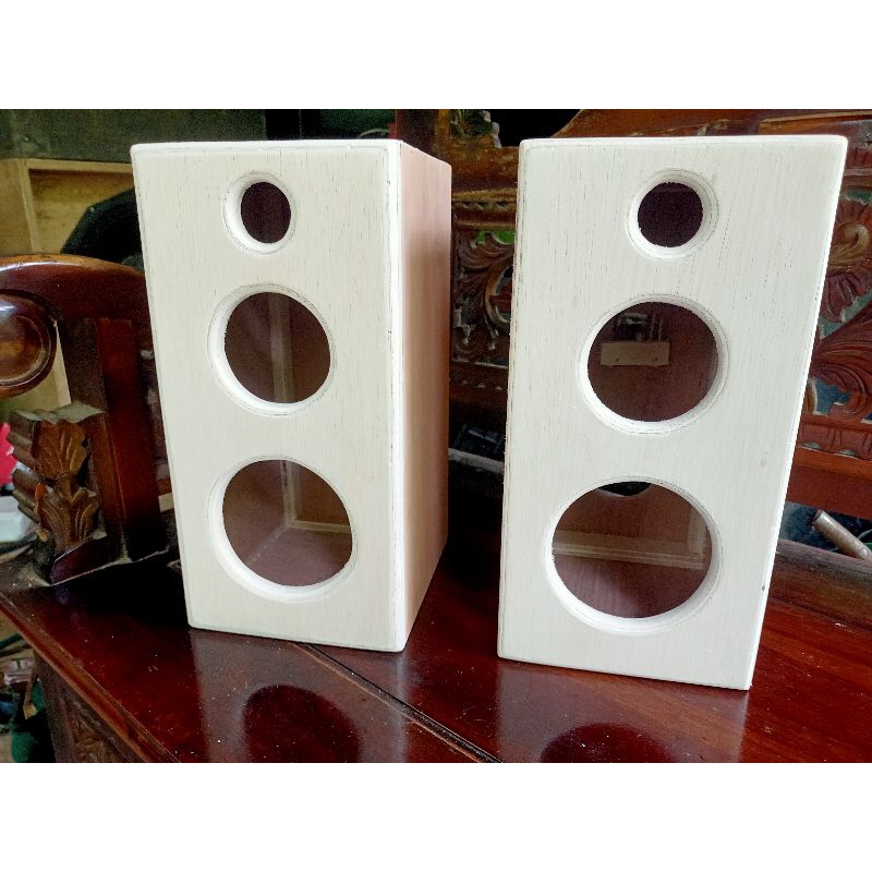 box speaker monitor 5in,3in tuwiter acr umum