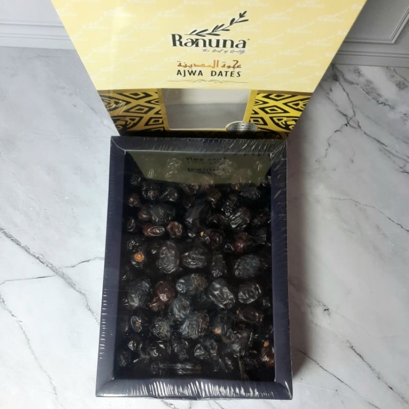 

Ranuna Kurma Ajwa King Dates Premium BOX 1 Kg 100% Halal Organic