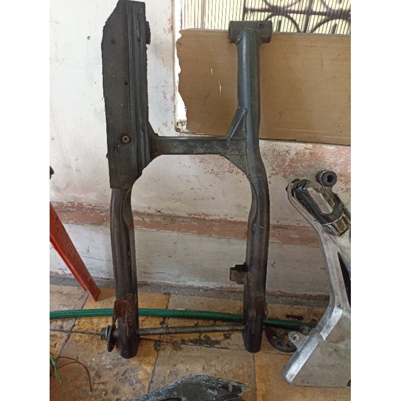 swing arm kumis PNP Honda Tiger