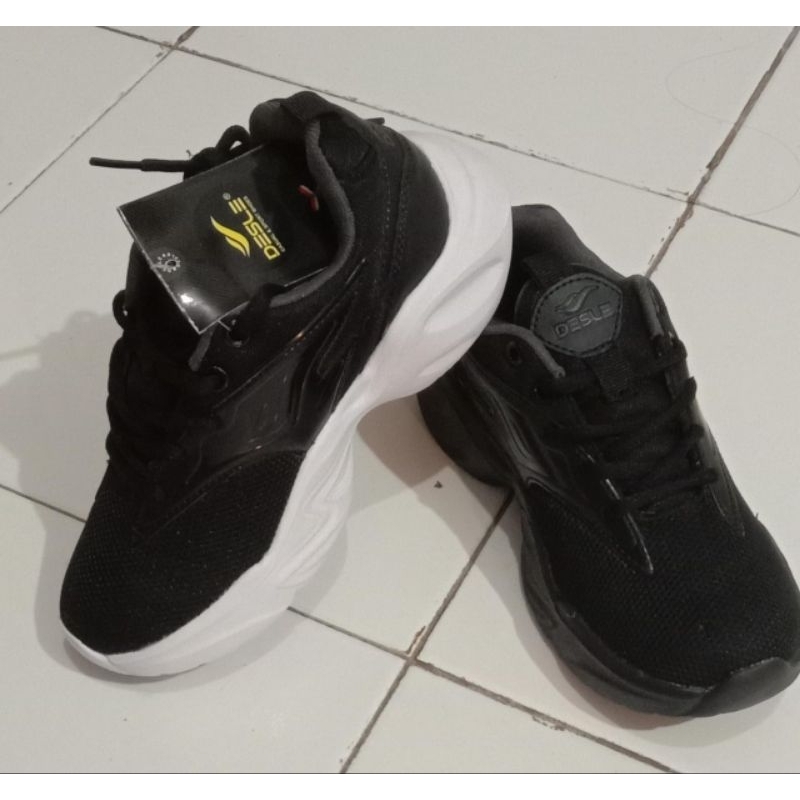 Sepatu Desle anak sale