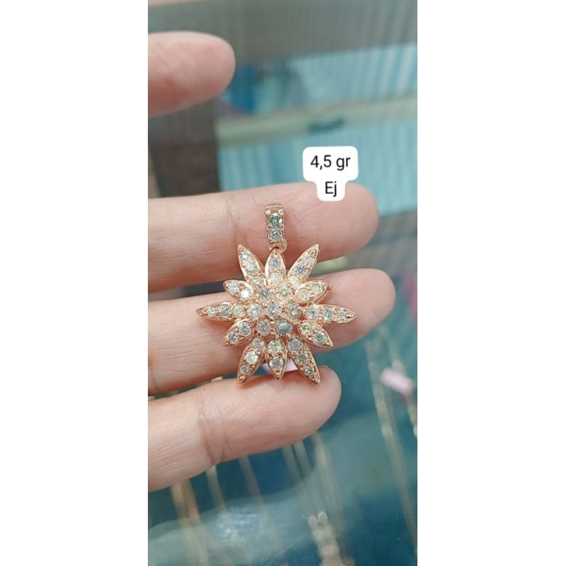 berlian liontin bintang laut