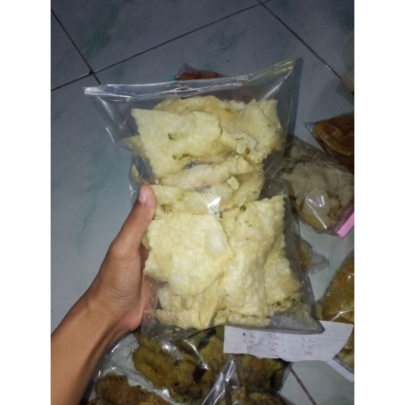 

Kripik Bawang tilembur Rp.6000