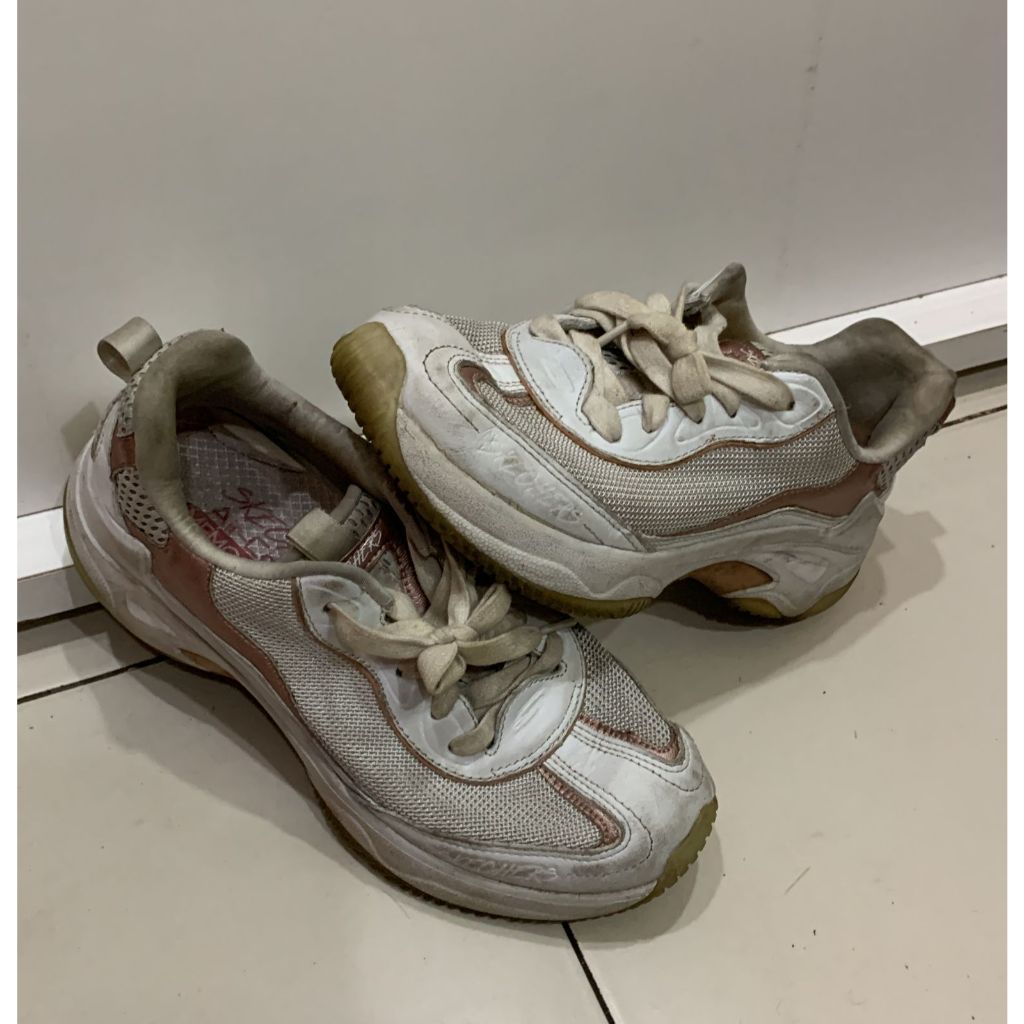 SKECHERS SAVONA WOMEN WHITE WOMEN's ORIGINAL