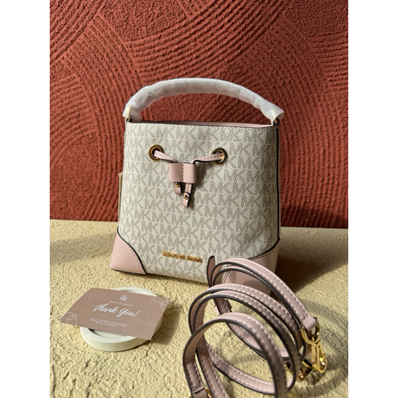 MK Mercer Bucket Bag Mini