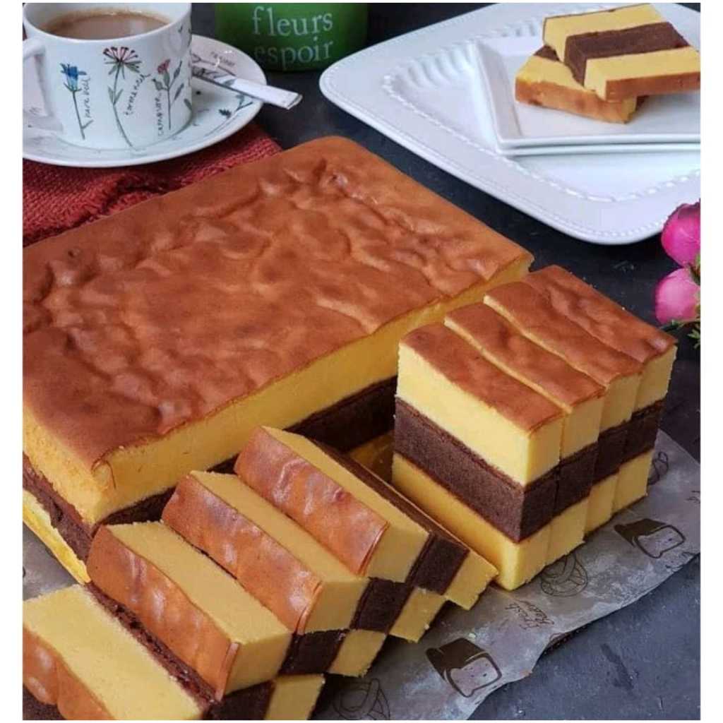 

Lapis Surabaya Kecil 20 x 20 / Kue Lapis PREMIUM / Kue Lapis Surabaya
