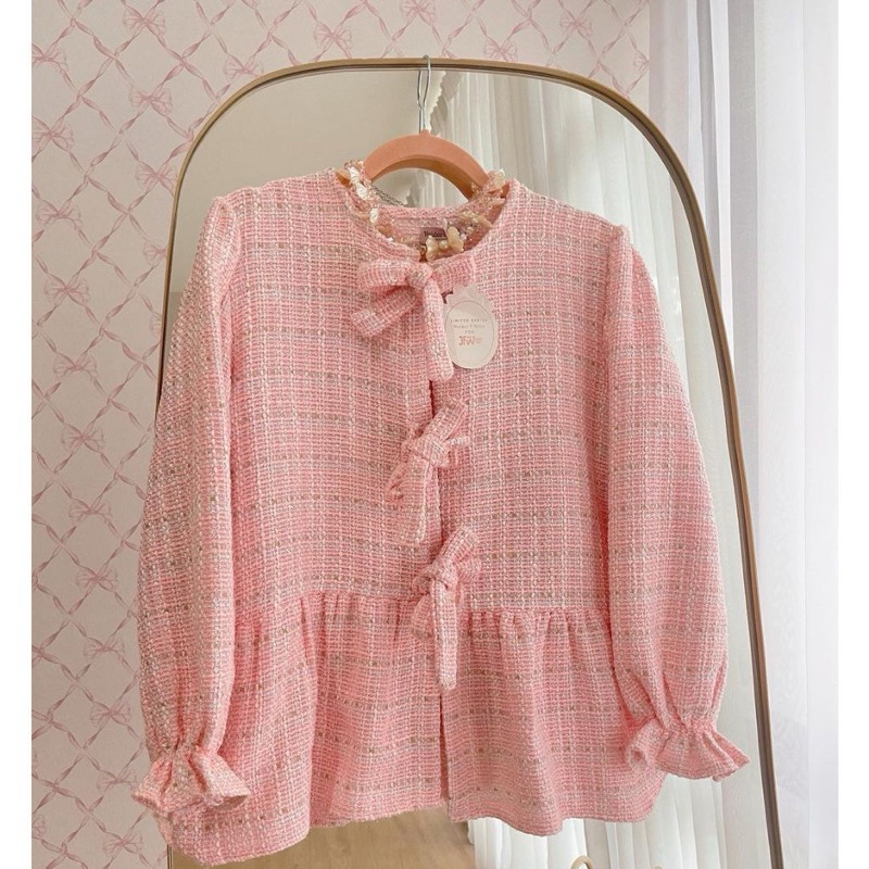 BOW OUTER / AMALE by Haideeorlin