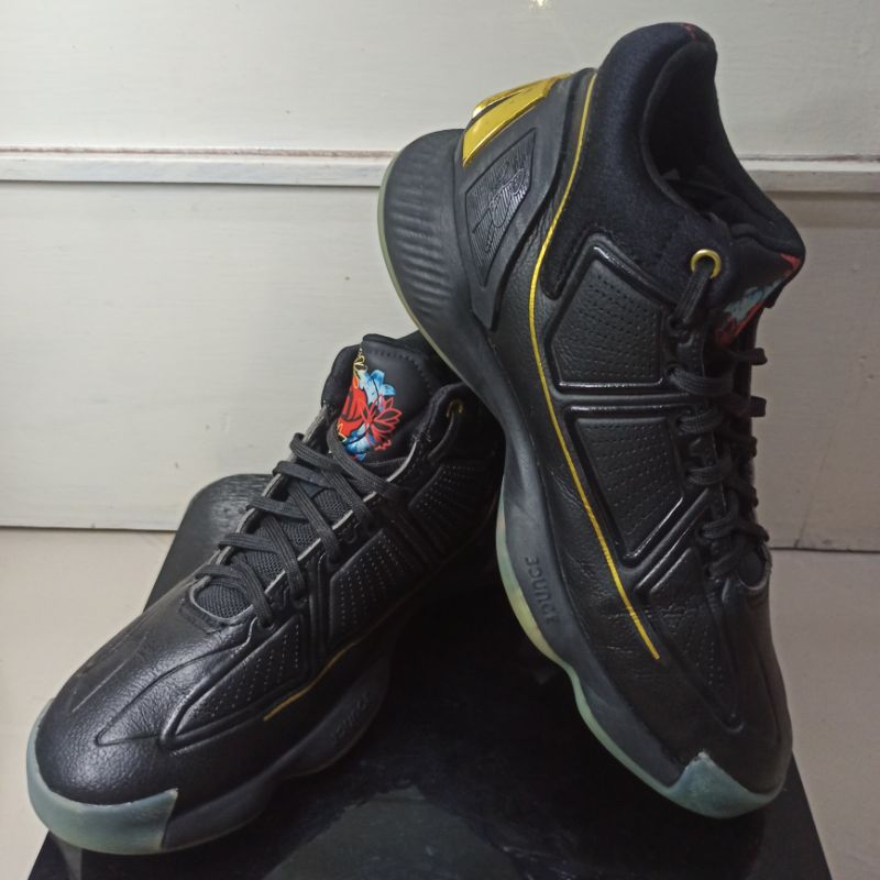 Sepatu Basket size 40 - Adidas D Rose 10 Cny Core Black