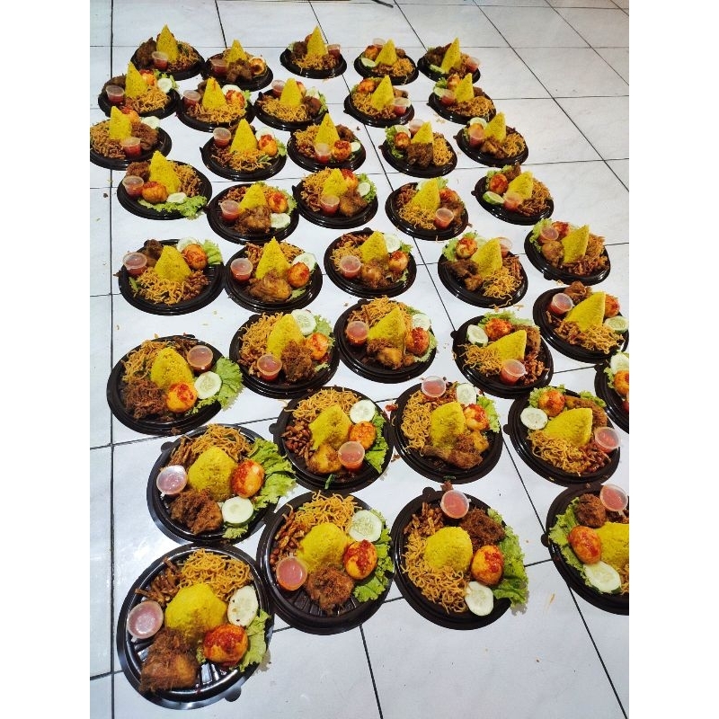 

Nasi Tumpeng Nasi Kuning Paket C